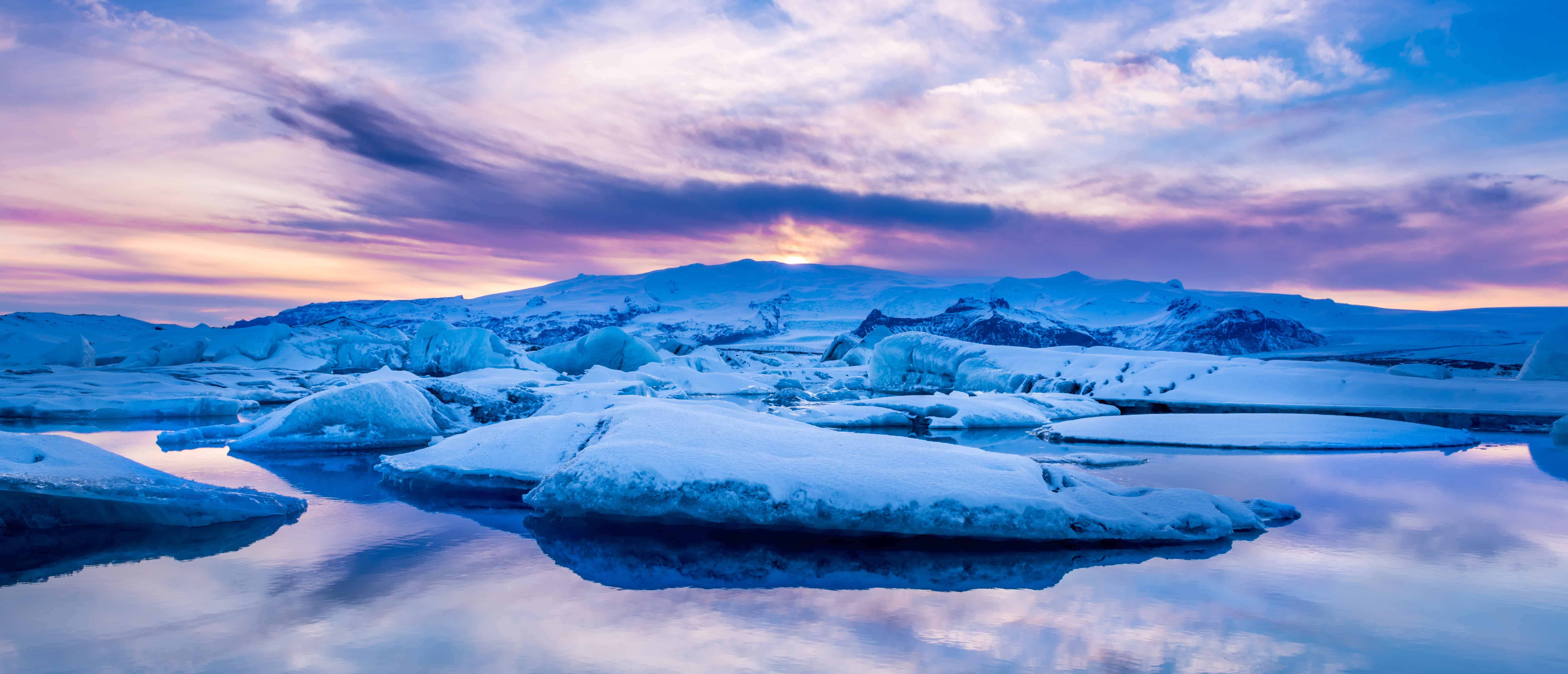 Iceland_Travel_Shutterstock (14)